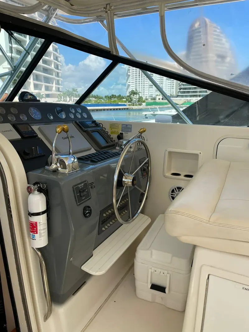 Hatteras 43, foto 12