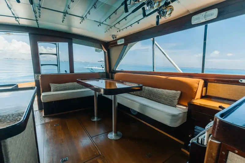 Hatteras 46, foto 3