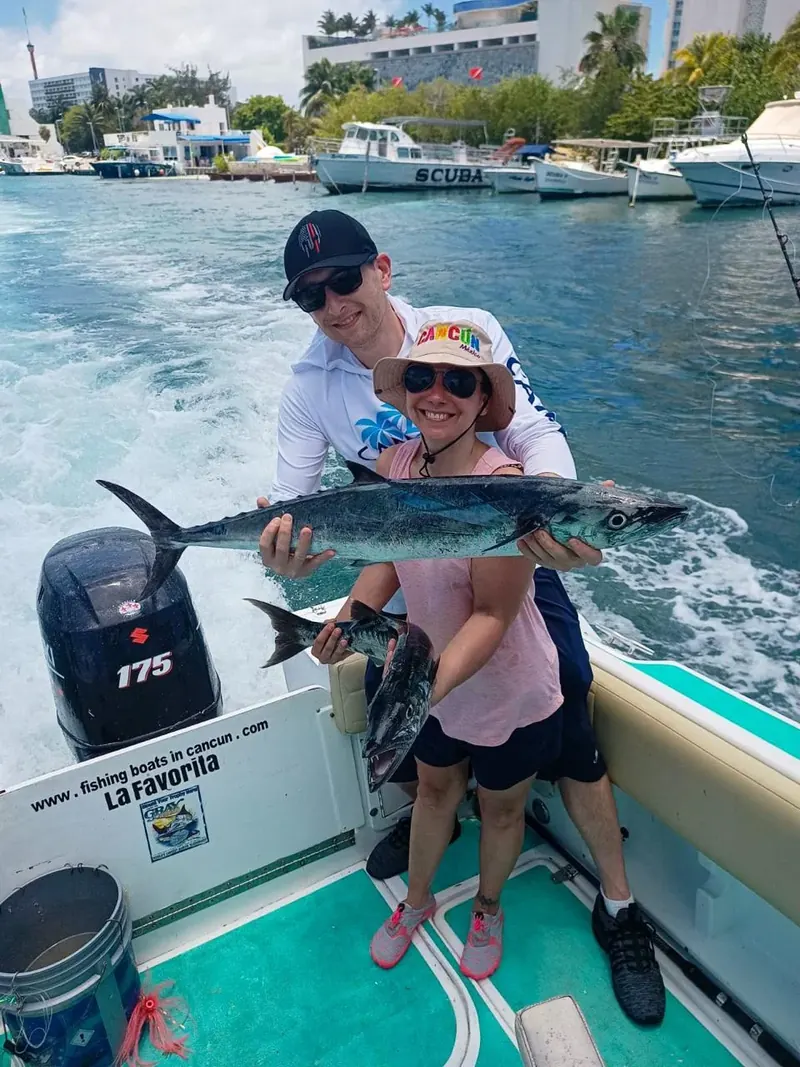 Salida de pesca en Cancún · 20 charter 26ft