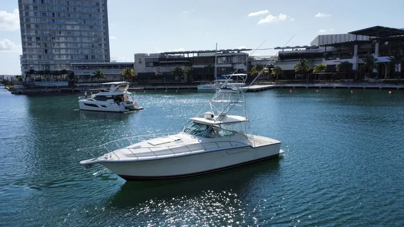 Hatteras 43, foto 7