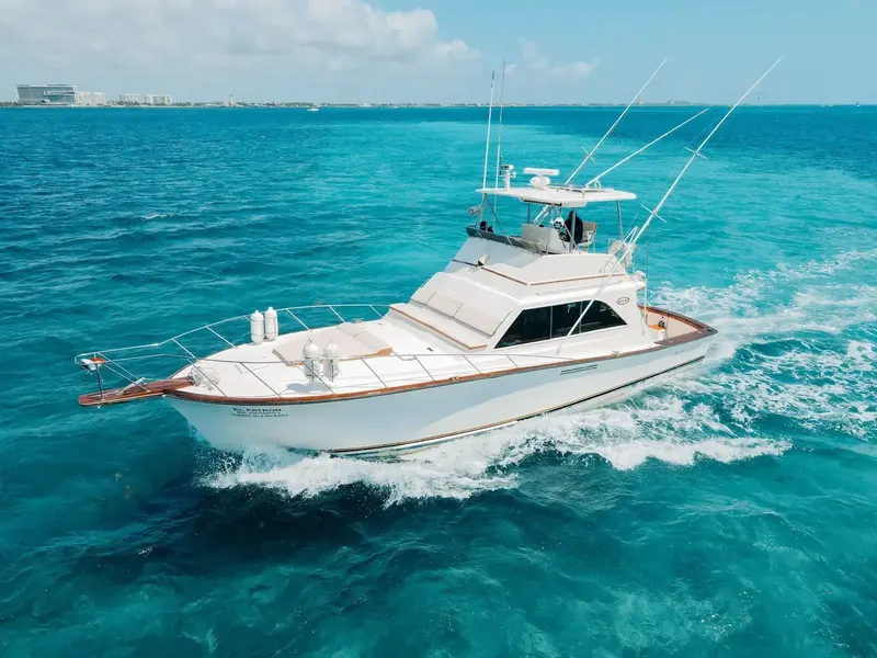 Hatteras 46, foto 1