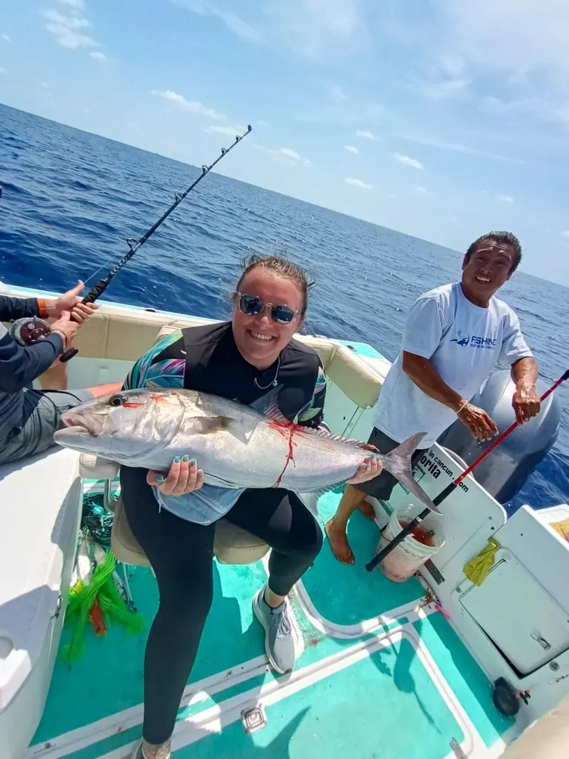 Salida de pesca en Cancún · 20 charter 26ft
