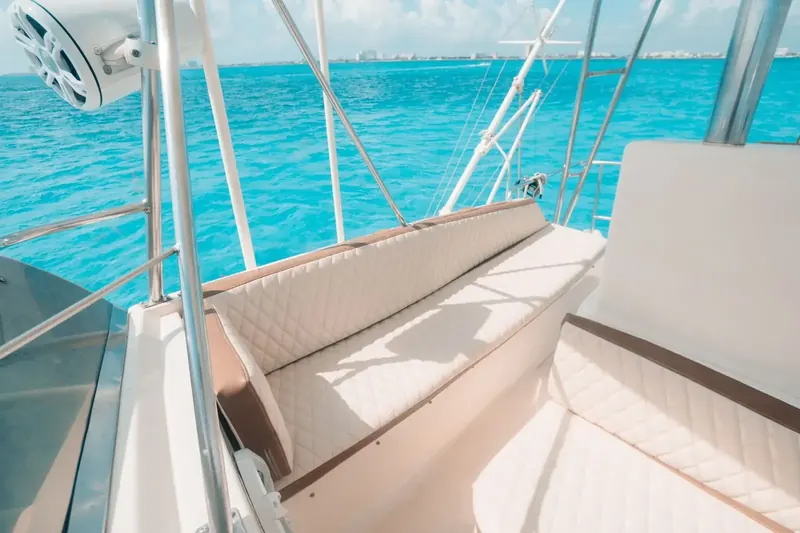 Hatteras 46, foto 5