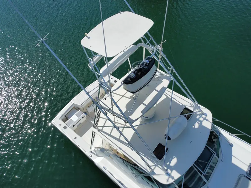 Hatteras 43, foto 3