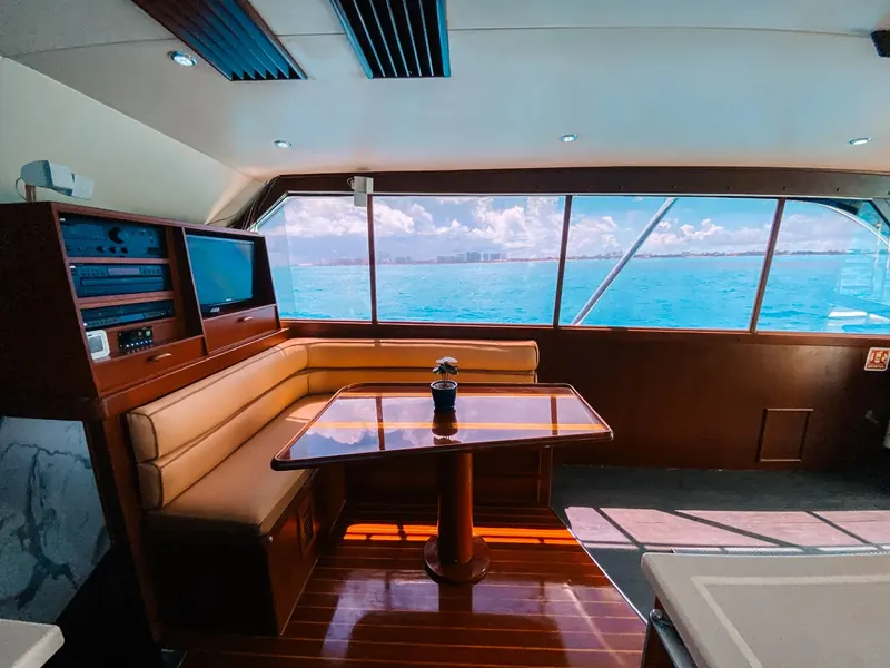 Hatteras 55 Ft, foto 9