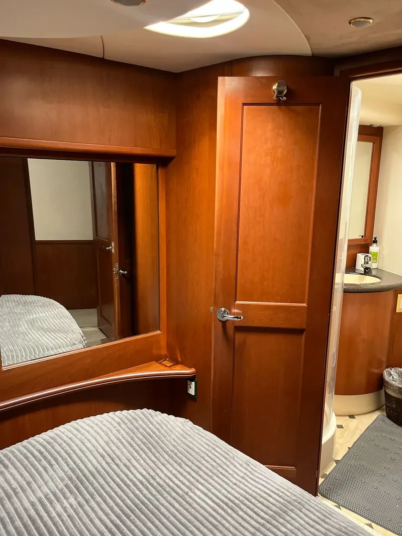 Hatteras 50Ft, foto 21